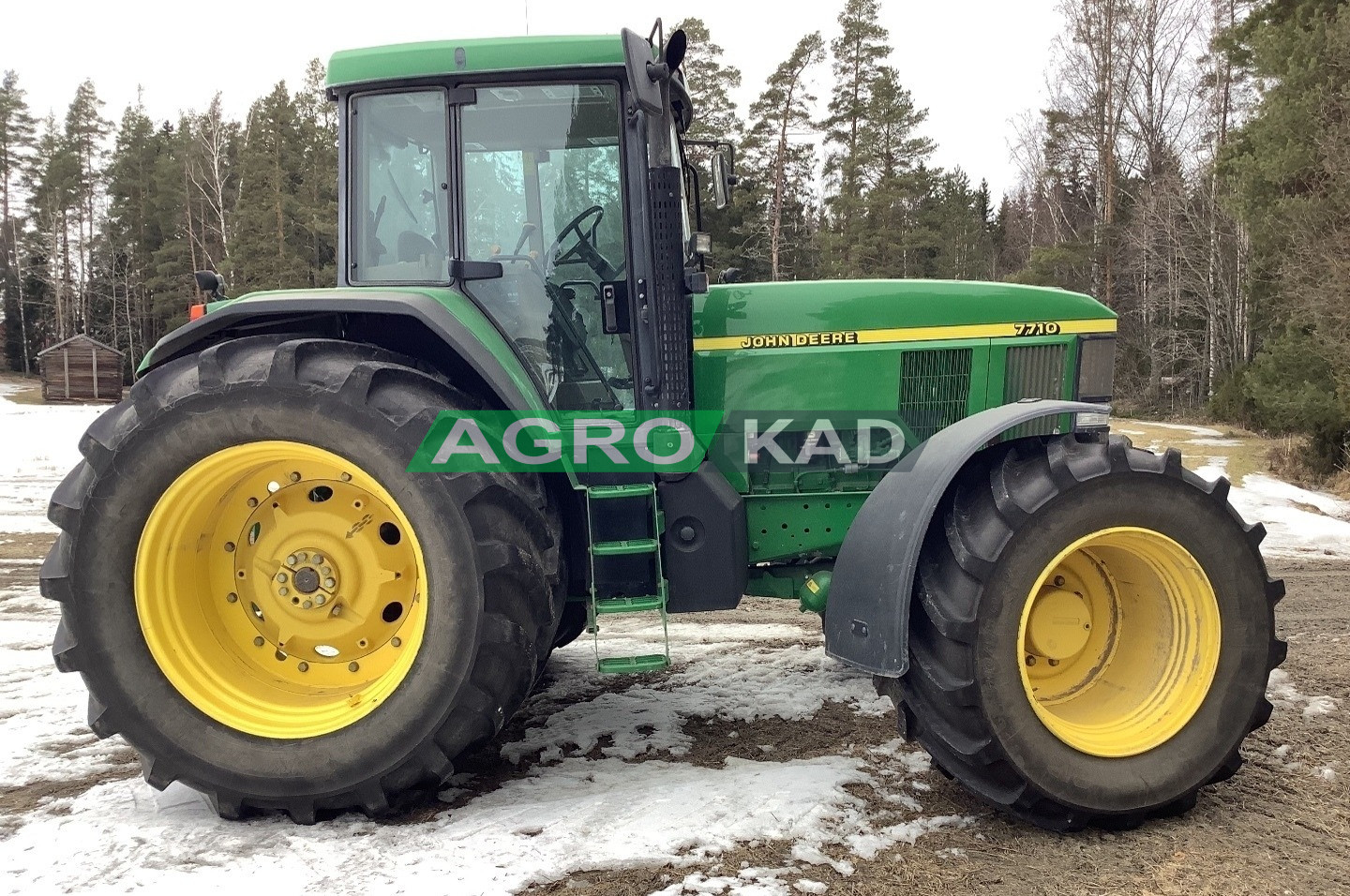 Agrokad Агрокад Трактор John Deere 7710 - фото 5 - Трактори