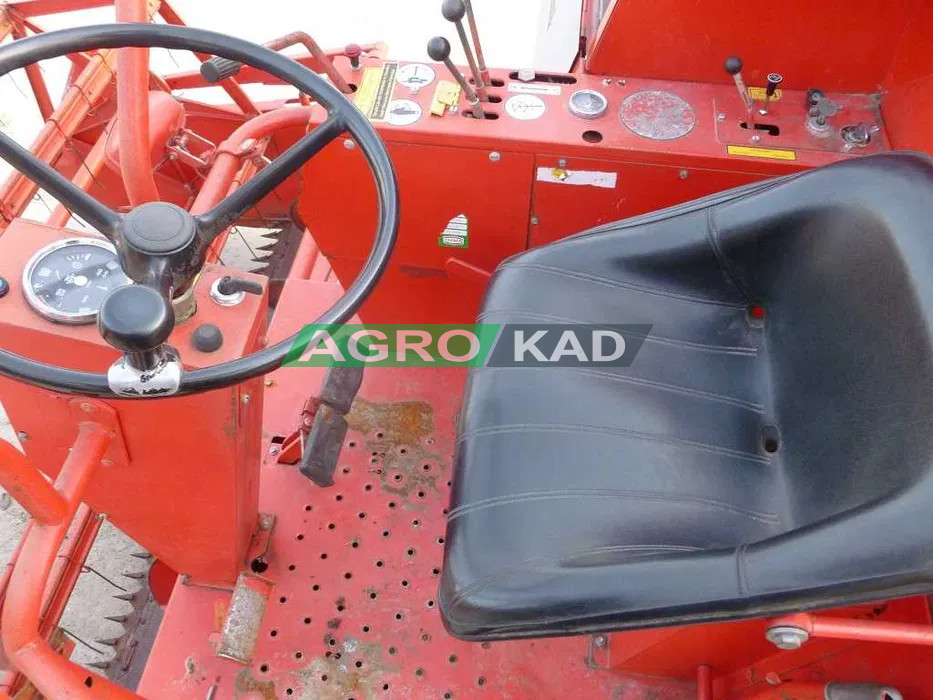 Agrokad Агрокад Комбайн Massey Ferguson 206 - фото 7 - Комбайни