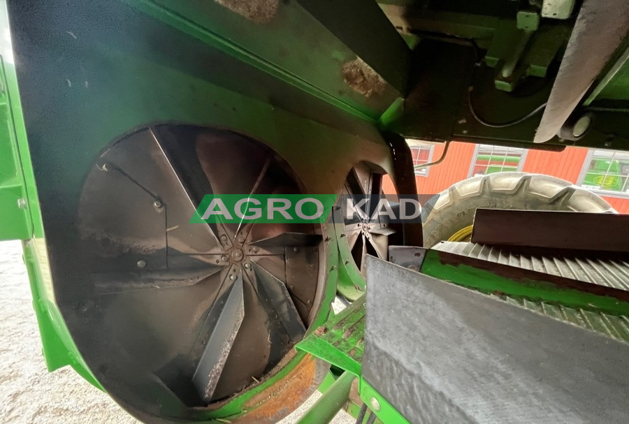 Agrokad Агрокад Комбайн John Deere T660i - фото 6 - Комбайны