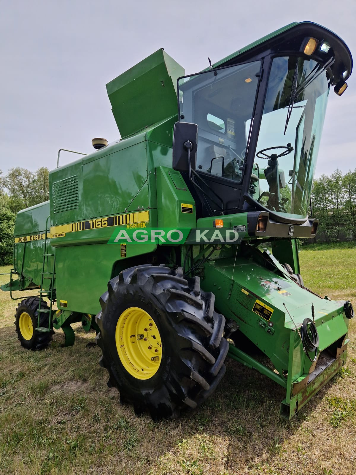 Agrokad Агрокад Комбайн John Deere 1155 - фото 2 - Комбайни