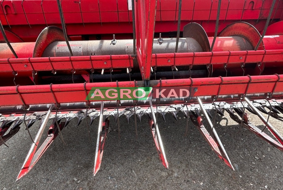 Agrokad Агрокад Комбайн Massey Ferguson 440 - фото 6 - Комбайны