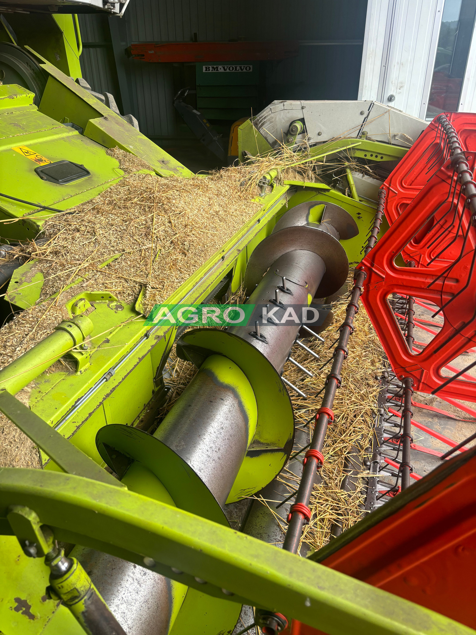 Agrokad Агрокад Комбайн CLAAS Dominator 68S - фото 2 - Комбайны