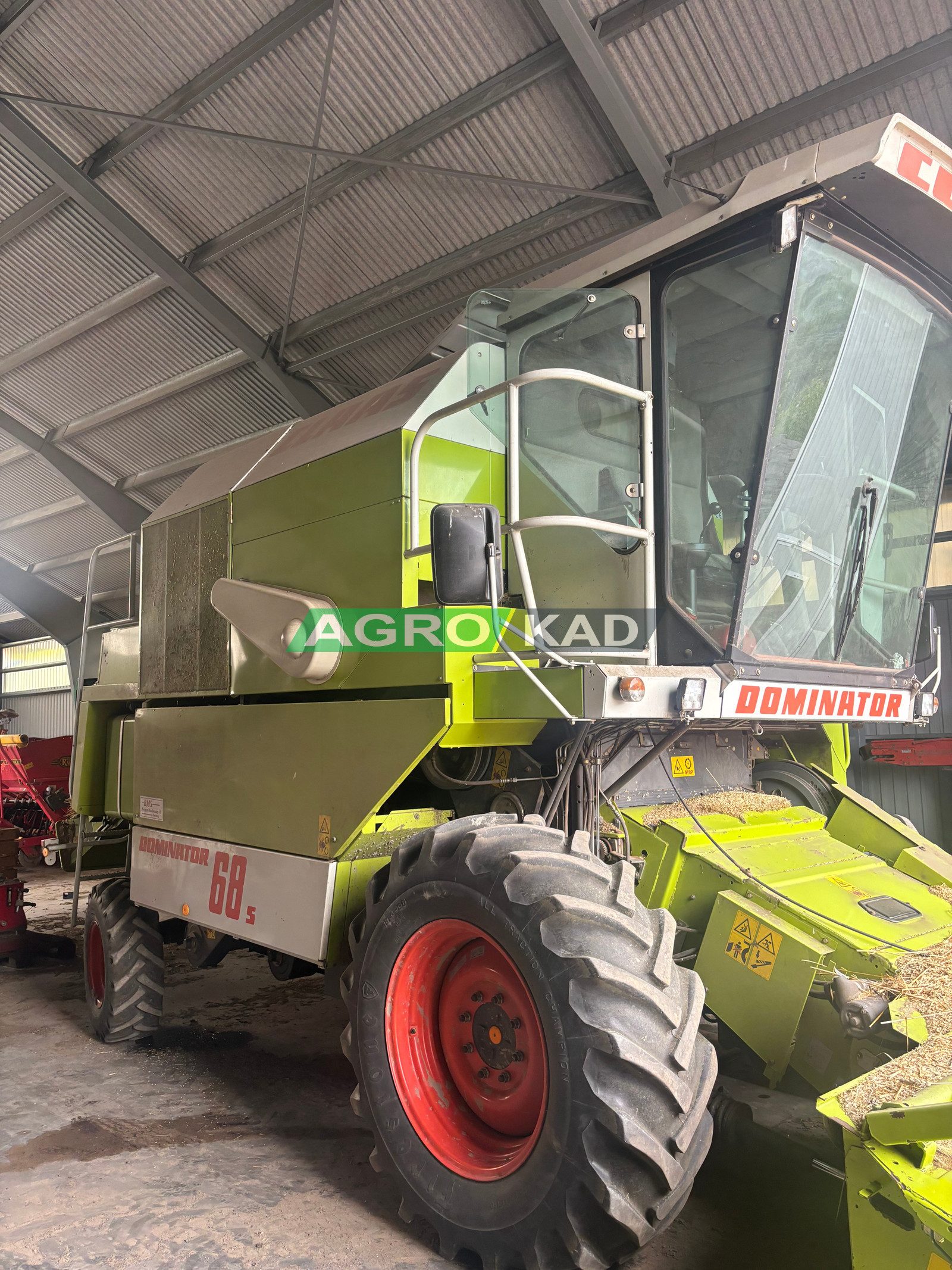 Agrokad Агрокад Комбайн CLAAS Dominator 68S - фото 5 - Комбайны