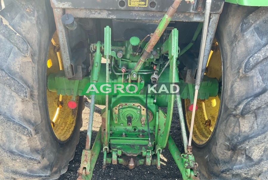 Agrokad Агрокад John Deere 3040 - фото 3 - Tractors