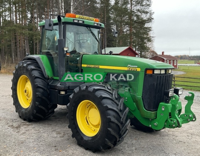 Agrokad Агрокад John Deere 8200 - фото 2 - Tractors