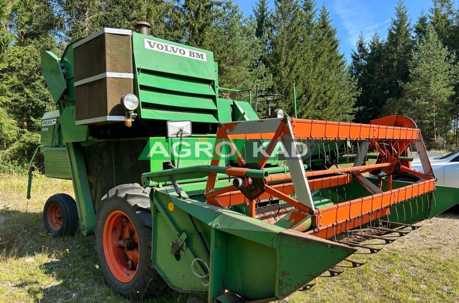 Agrokad Агрокад Комбайн зернозбиральний Вольво БМ Актив 800 - фото 3 - Комбайни