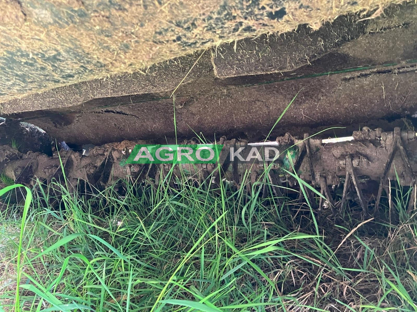 Agrokad Агрокад Косилка John Deere 331 - фото 5 - косилка плющилка