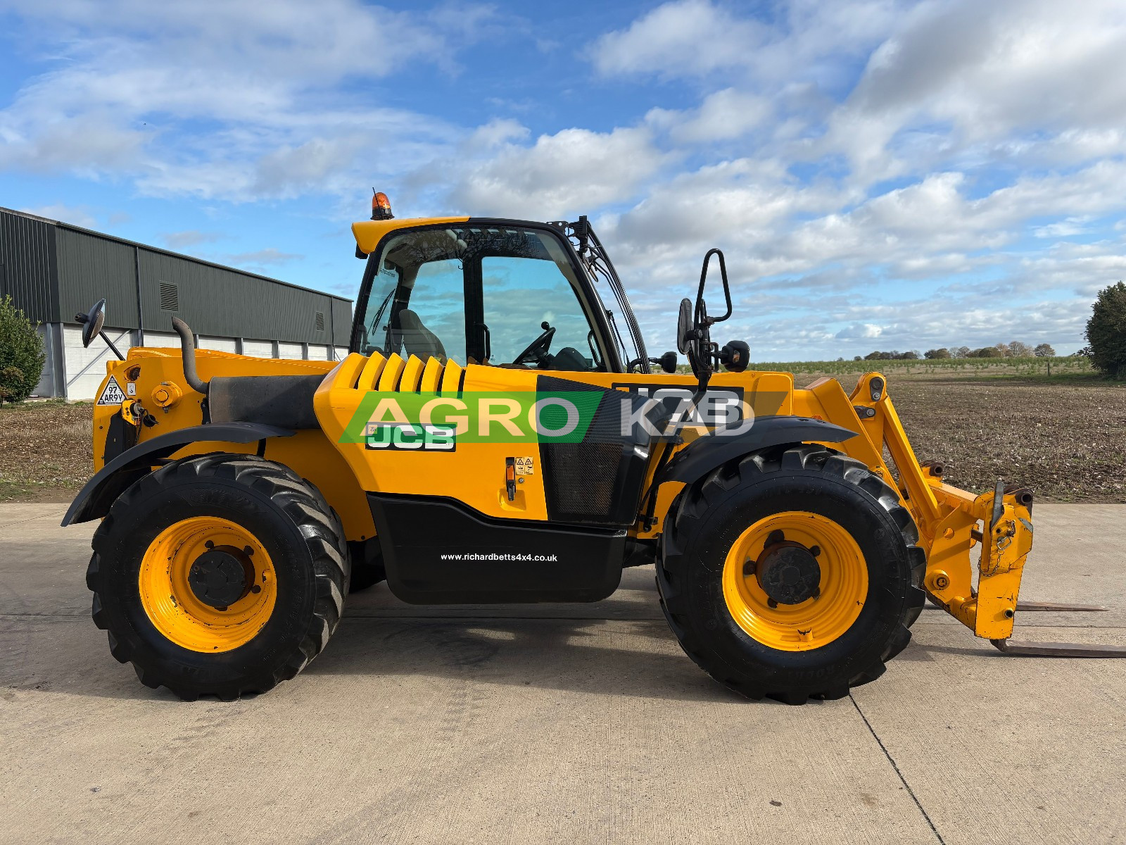 Agrokad Агрокад Телескопический погрузчик JCB 531-70 7M - фото 5 - Погрузчики