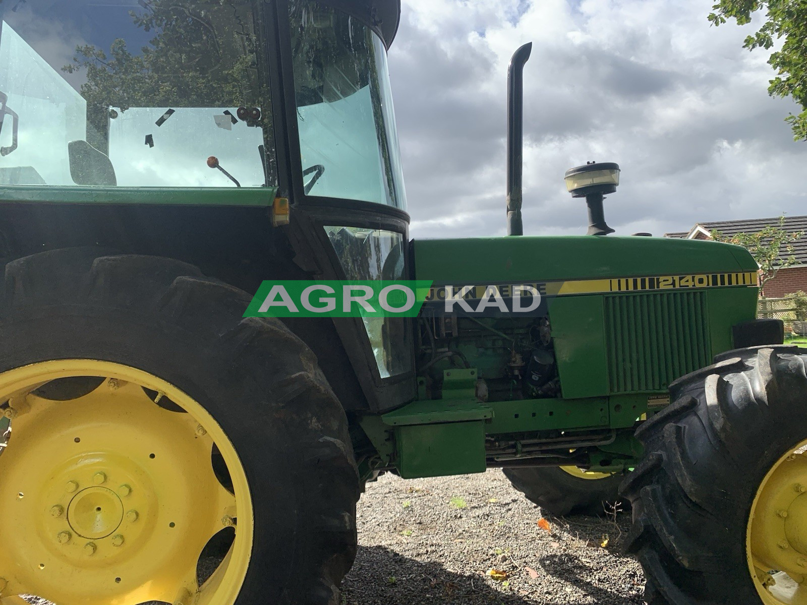 Agrokad Агрокад Трактор John Deere 2140 - фото 3 - Тракторы